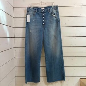 Boyish - The Mikey - color is Two for the Road